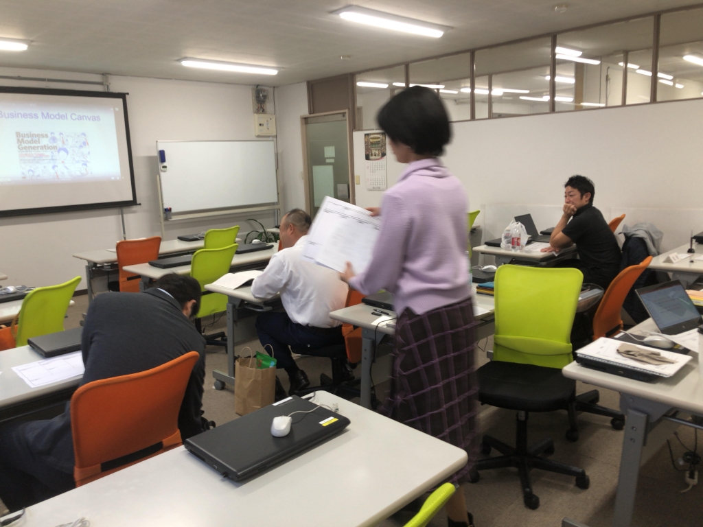 【PICC福岡支部】「ビジネスモデルキャンパスセミナー」および「やり方塾」を開催しました。